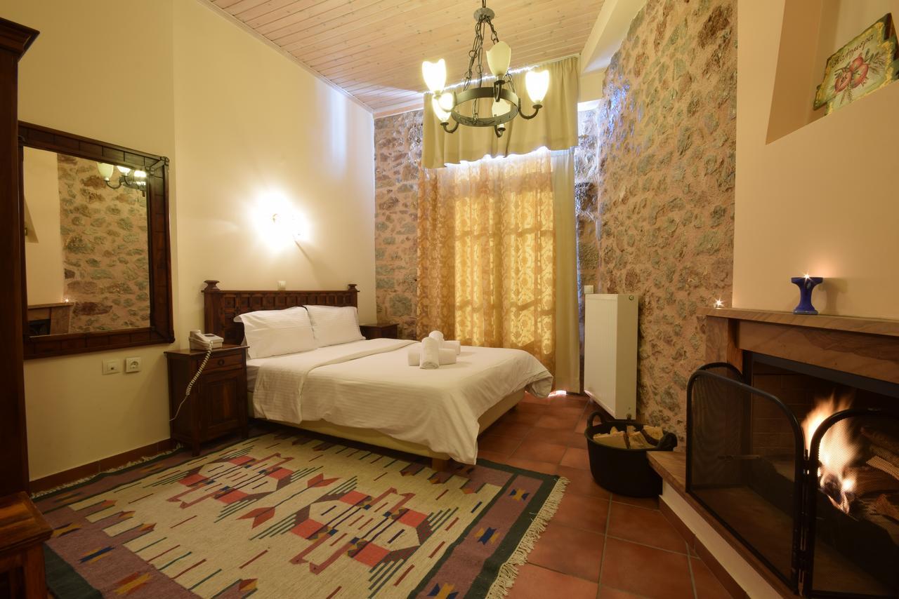 Hotel Parnassos أراخوفا المظهر الخارجي الصورة